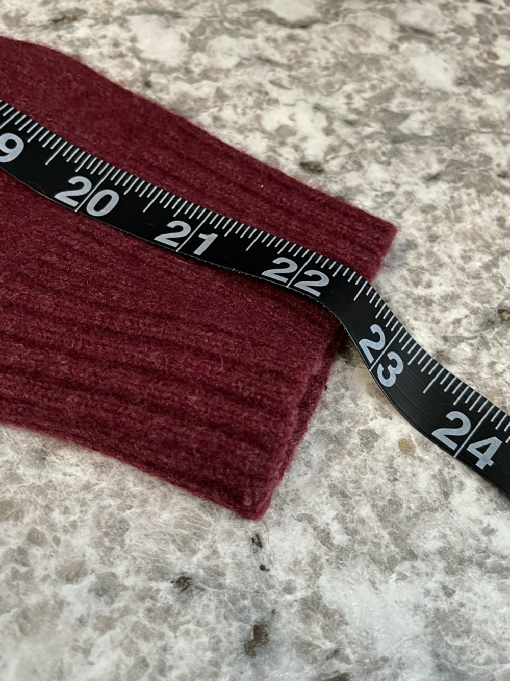 Uniqlo Burgundy Wool Alpaca Blend Cardigan Women’s Size Small - Picture 10 of 11